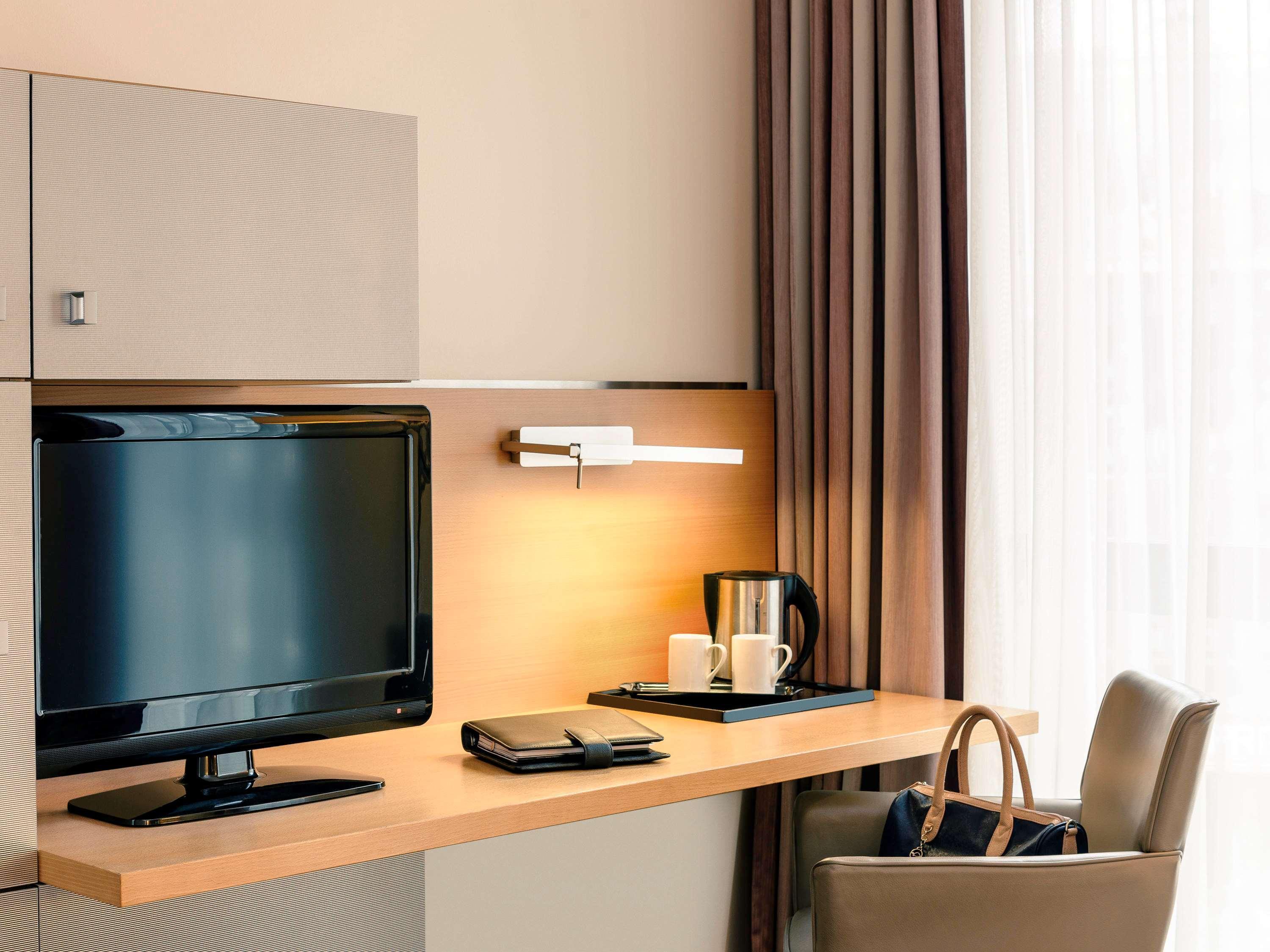Mercure Am Dom 3*